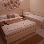 Hotel семеен вермона 2*