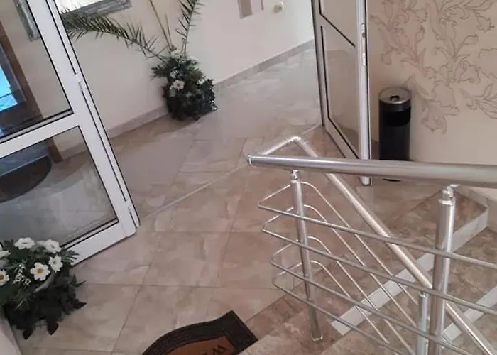 호텔 семеен вермона 프리모르스코